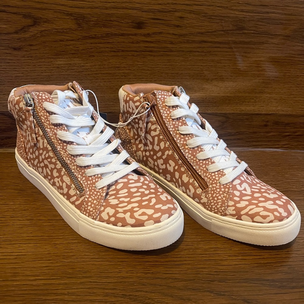 NWT Yellow and White Sneakers